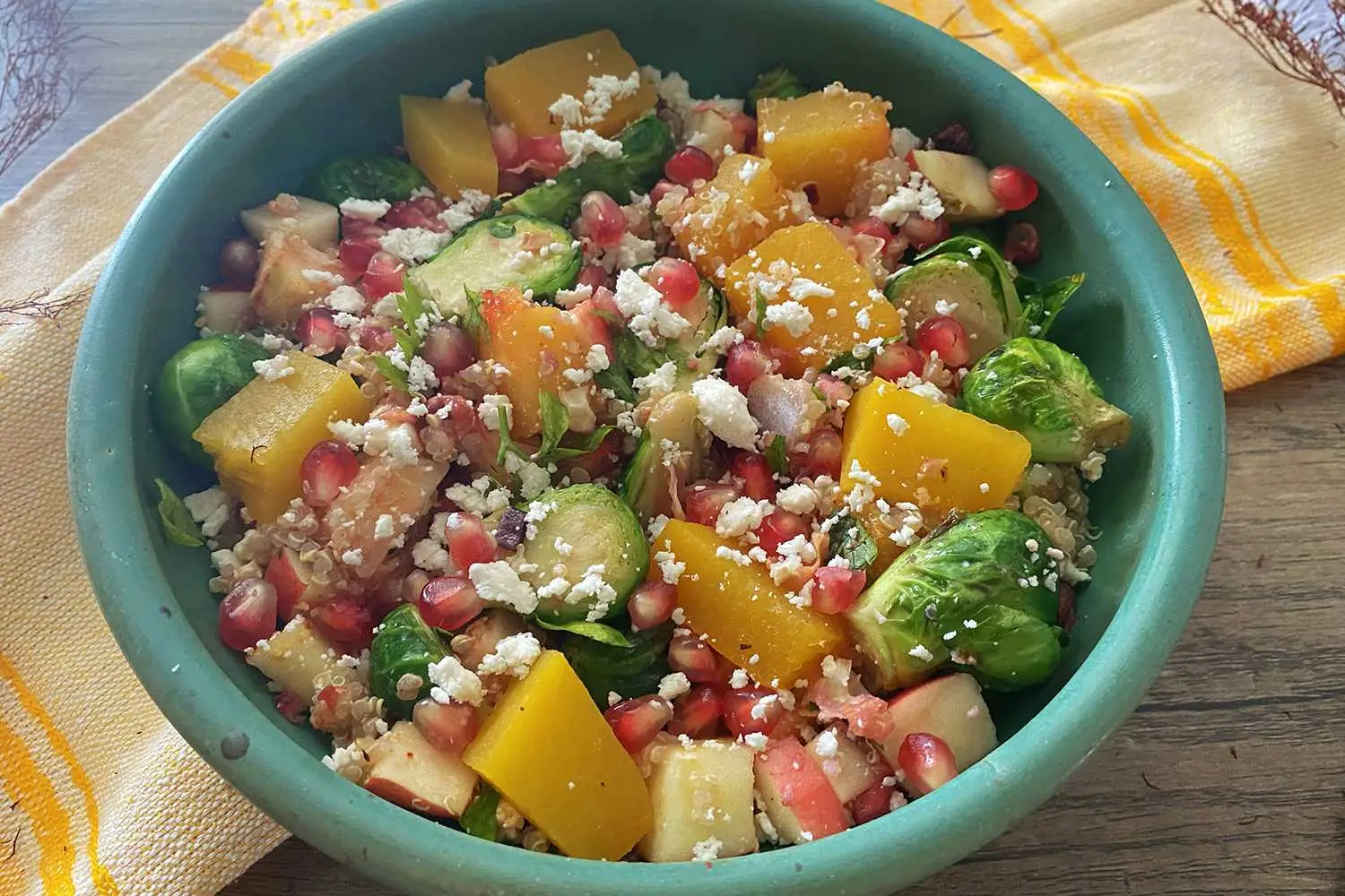 11. Salada de Quinoa