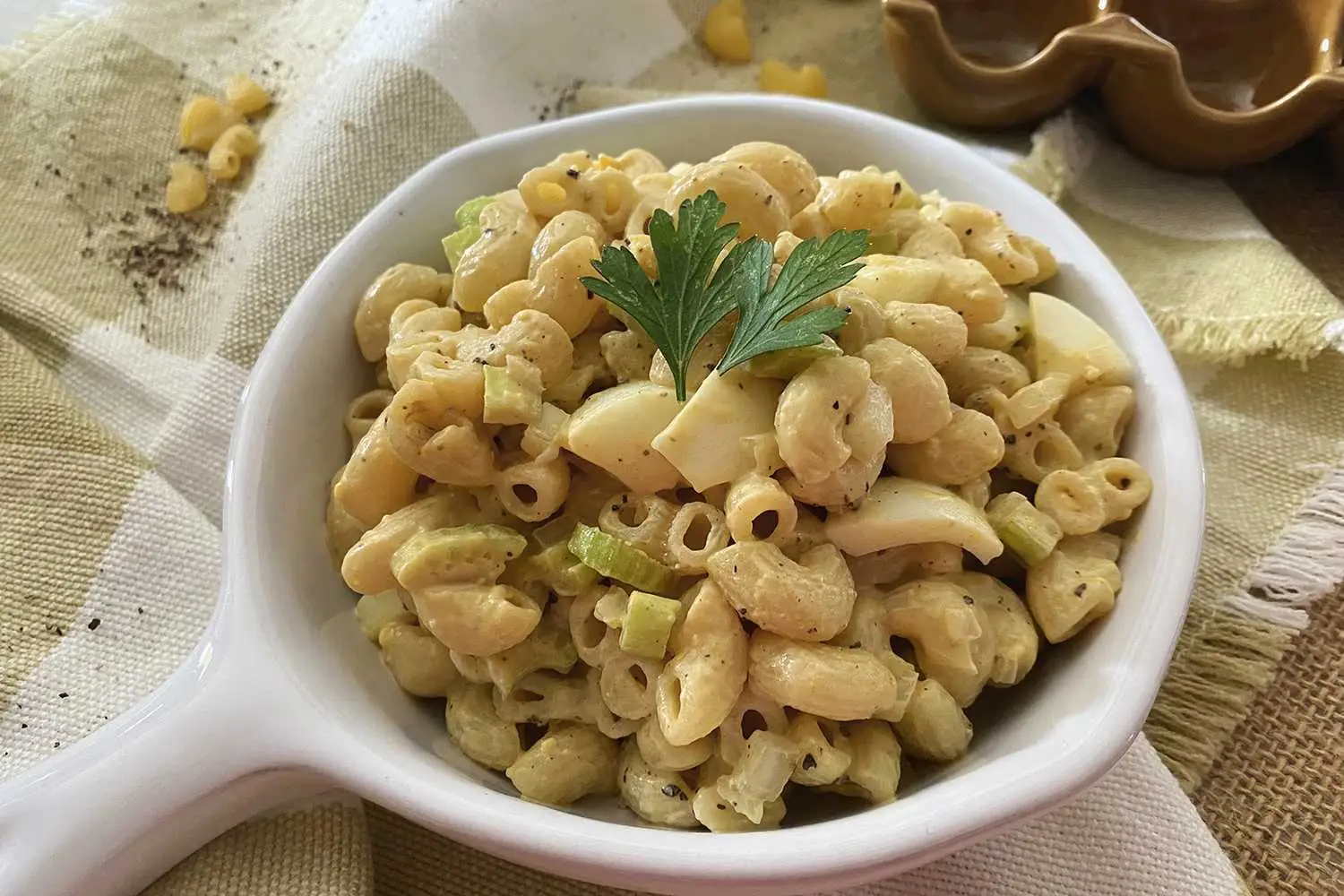 15. Macaroni salade