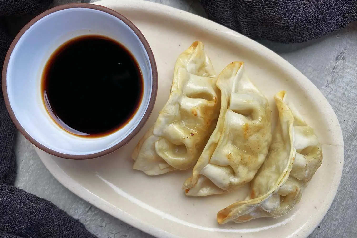 4۔ Potstickers