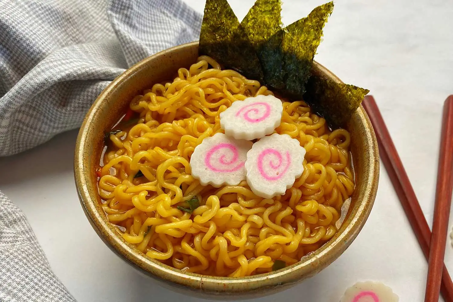 6. Ramen od ribljeg kolača