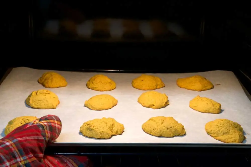 6. Lûk de koekjes betiid út