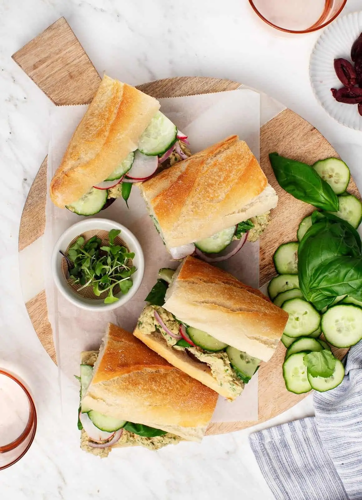 Sanduíches e wraps de grão de bico