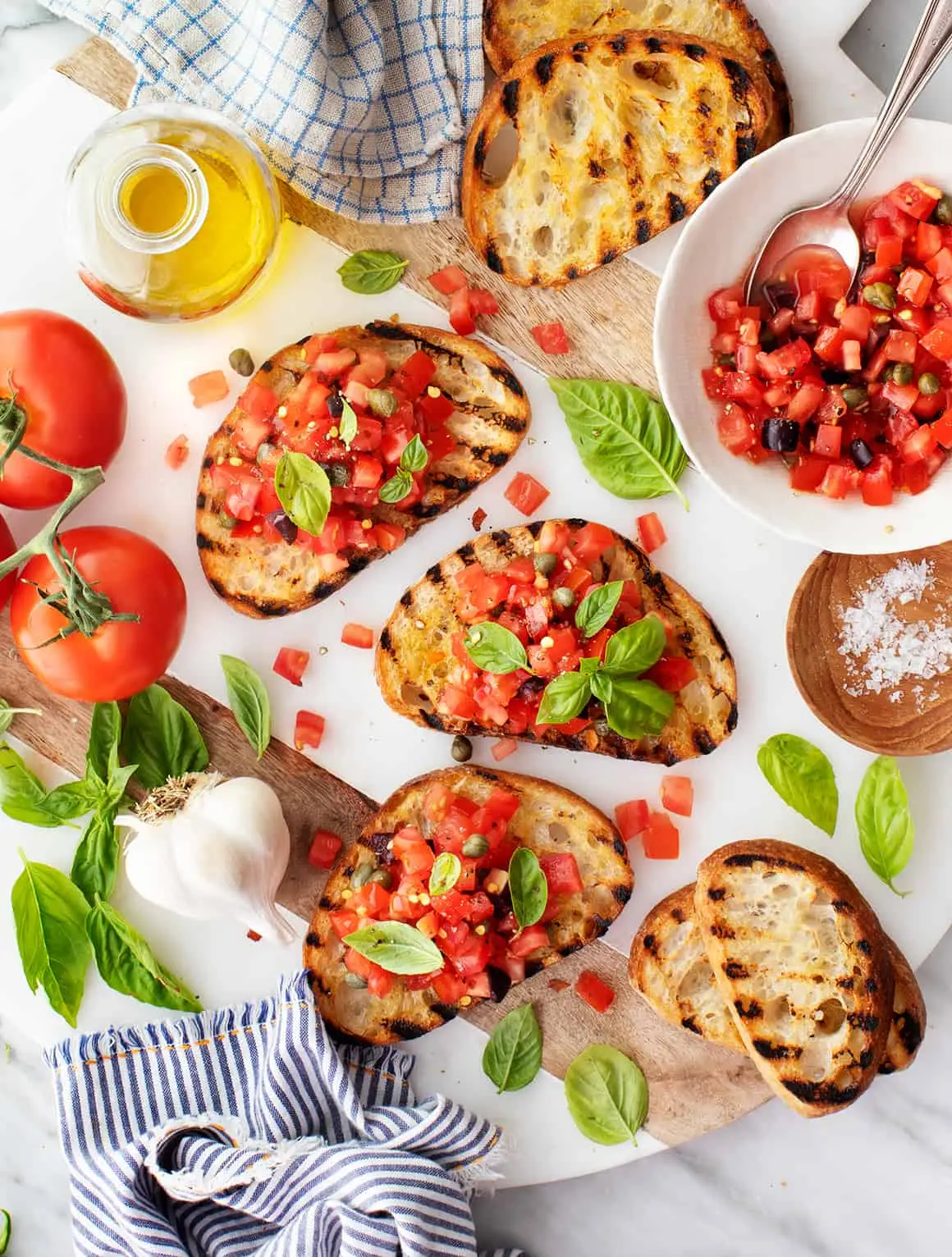 Crostini, bruscheta e torradas