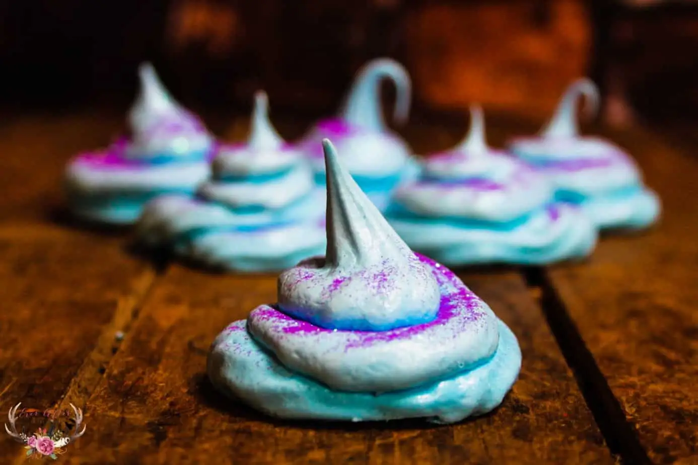 Disney Aladdin Dessert – Genie Meringue Cookies