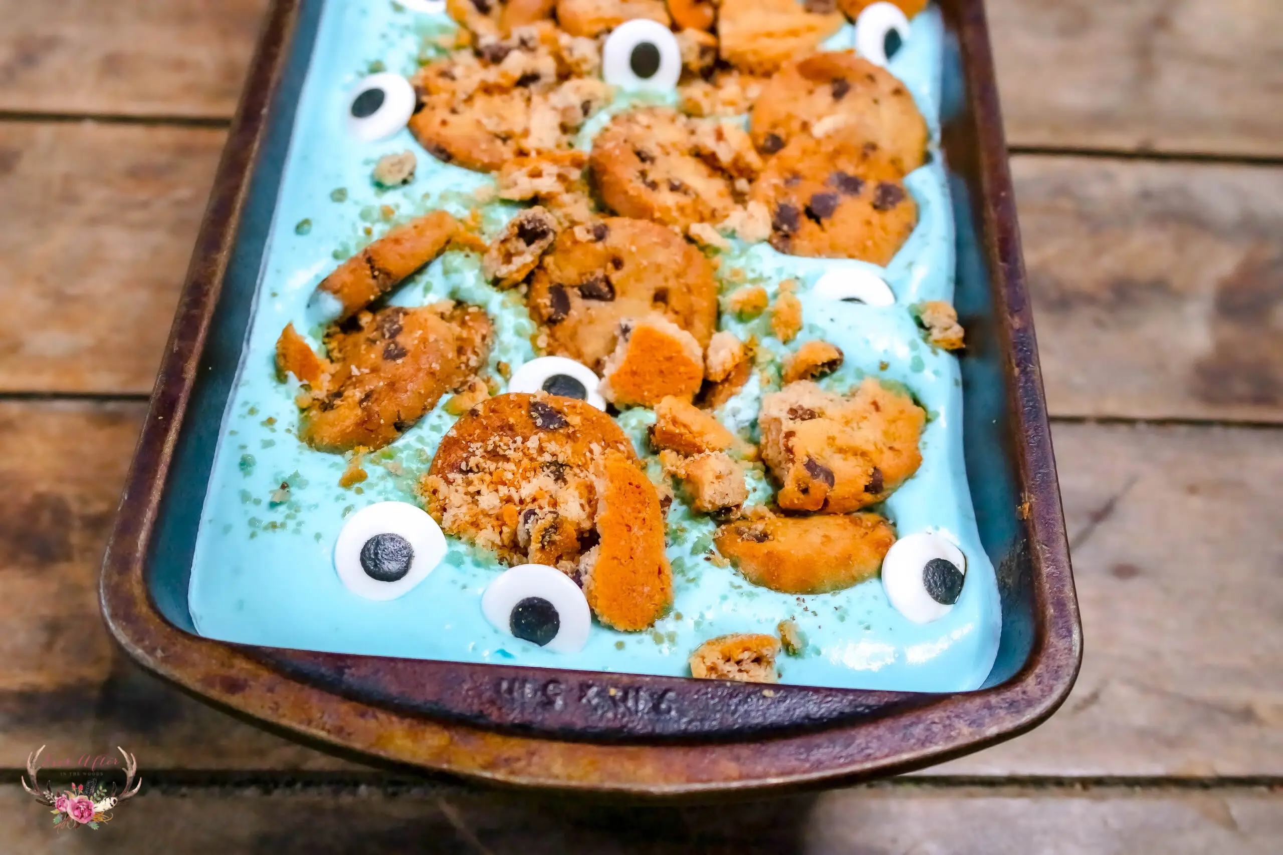 Easy Homemade Cookie Monster Ice Cream