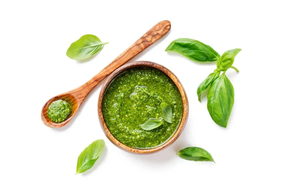 Ķiploku pesto