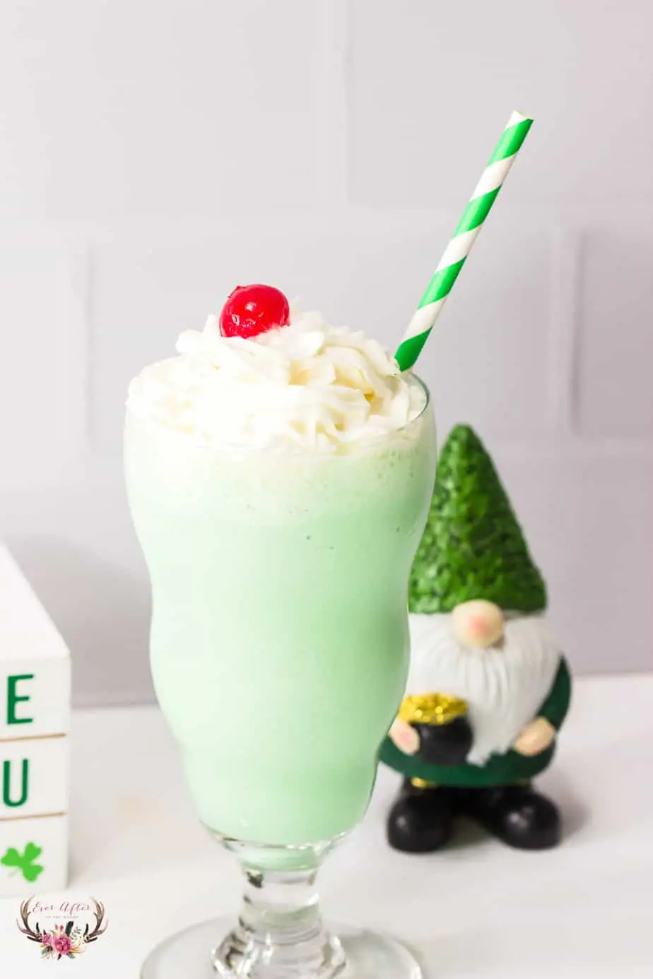 Ինչպես պատրաստել Shamrock Shake