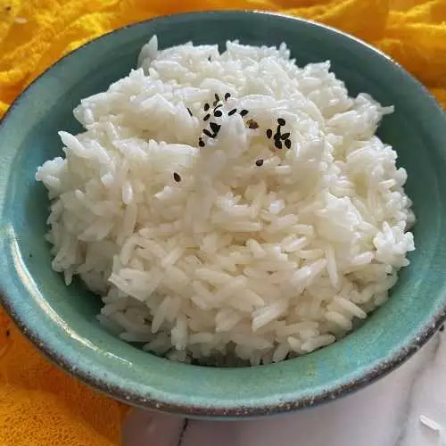 Receitas de arroz instantáneo en pota