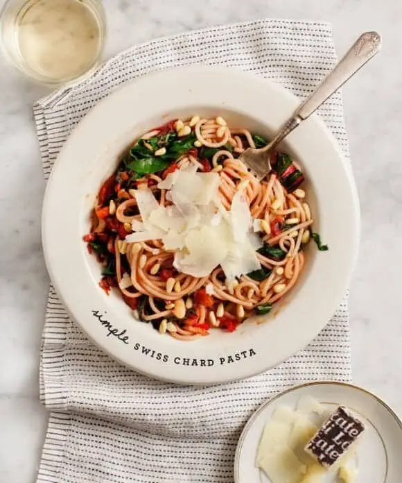 Lihtne Swiss Chard pasta