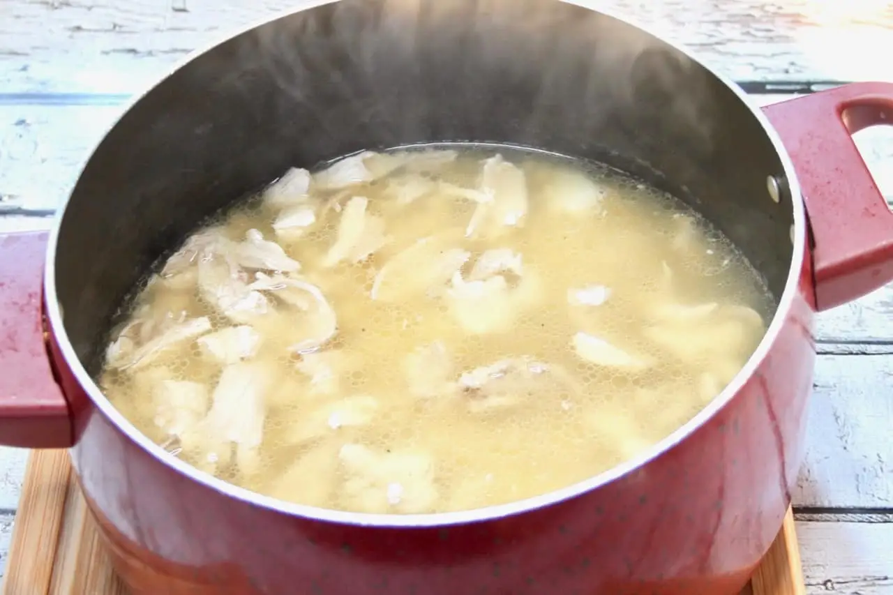 Sopa de Frango com Espinafre