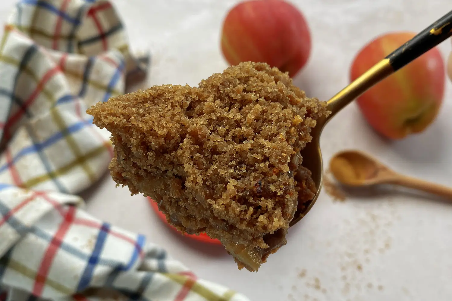 O que servirCom torta de maçã com crosta de biscoito Graham