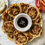 Əzilmiş gyoza ilə nə xidmət etmək olar